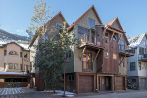 Owl Meadows 16 by AvantStay Walking Distance to Town & Slopes